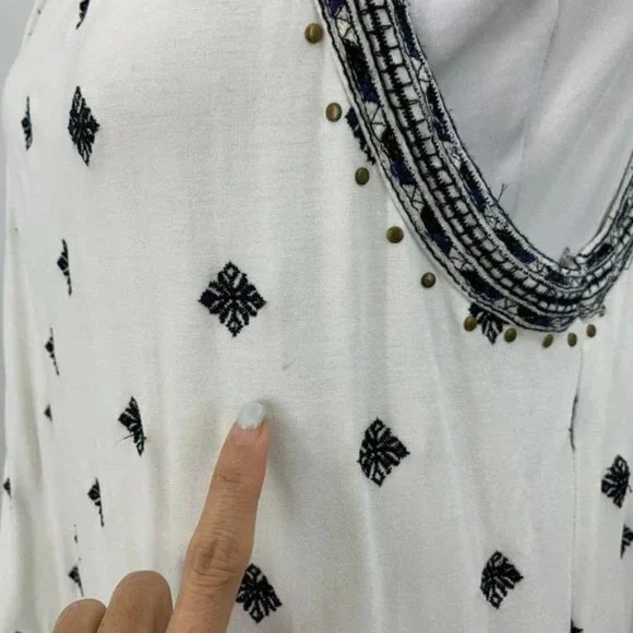 Anthropologie Embroidered Halter Tank Womens Size S Pullover Styling Black White - Picture 6 of 10